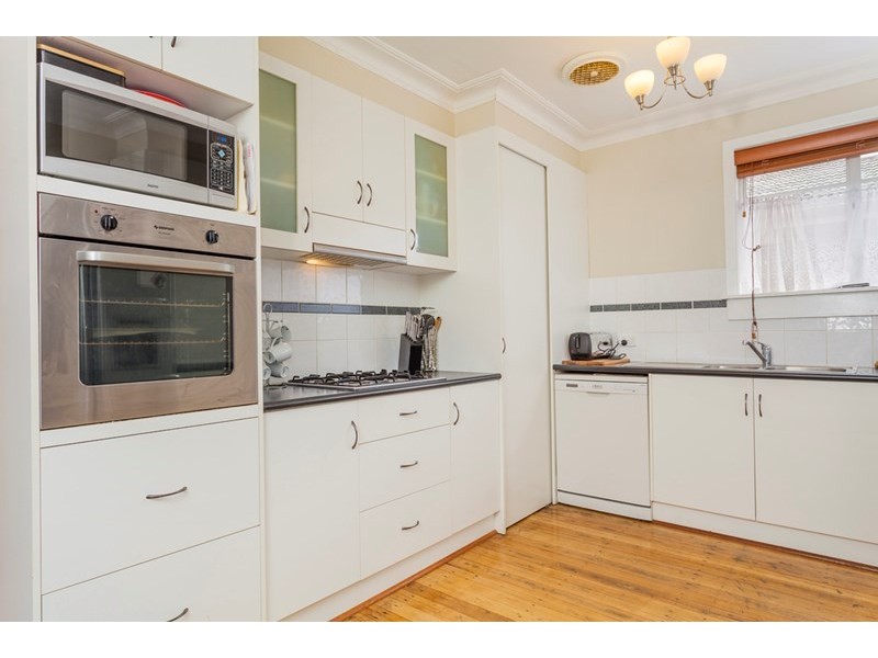 17 Talpa Crescent, Corio VIC 3214