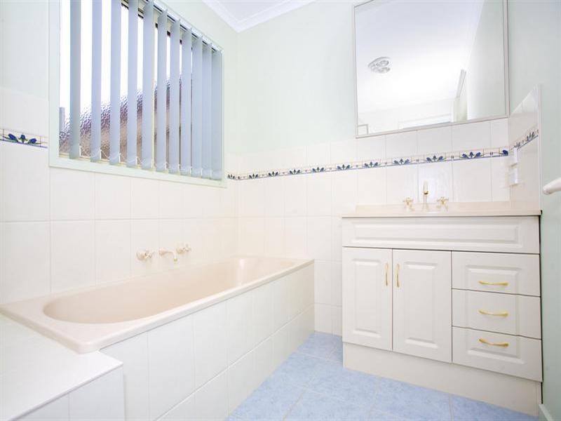 2/9 Heyers Road, Grovedale VIC 3216