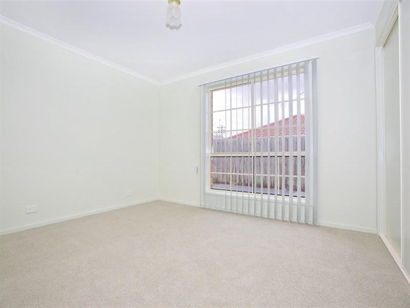 2/9 Heyers Road, Grovedale VIC 3216