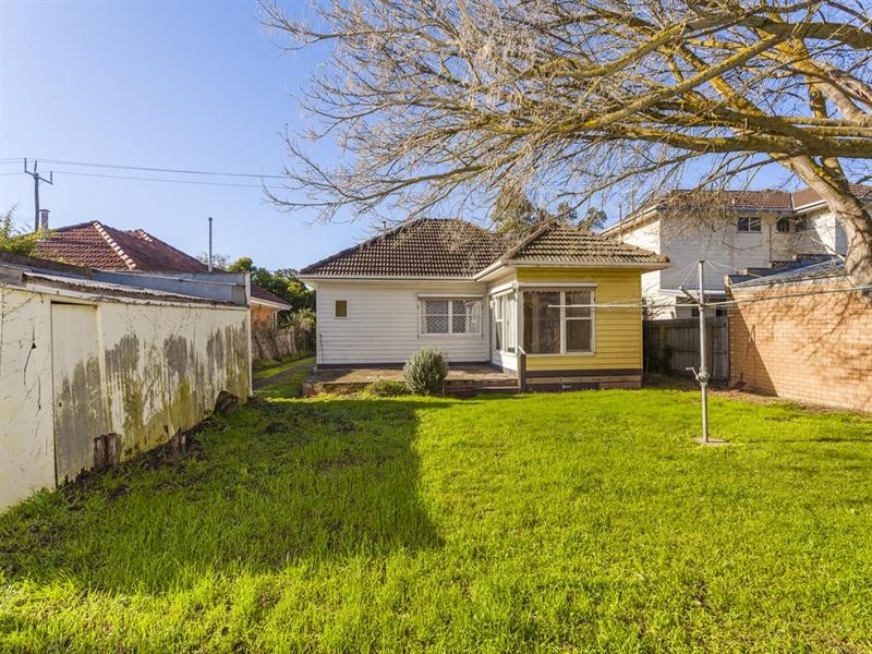 77 Minerva Road, Herne Hill VIC 3218