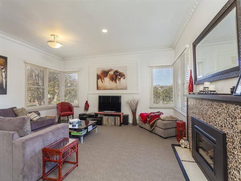 12 Ardlui Drive, Newtown VIC 3220