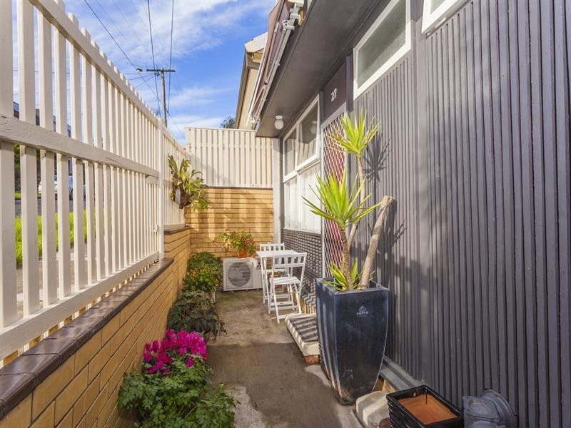 12 Ardlui Drive, Newtown VIC 3220