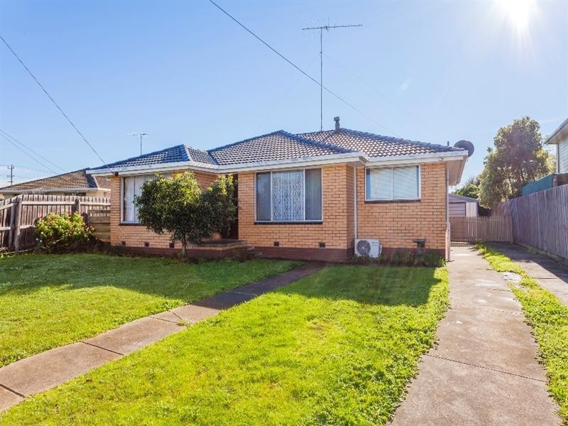 11 Jamina Court, Norlane VIC 3214