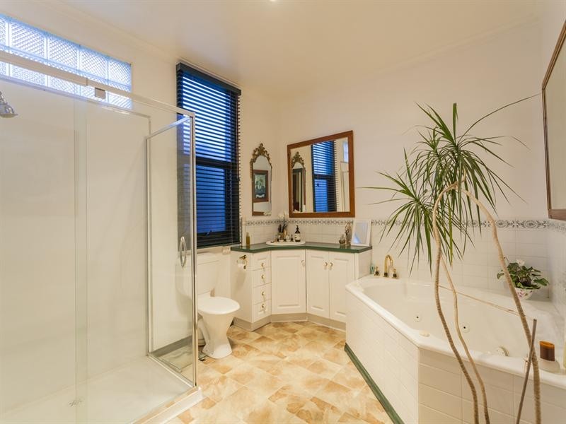 85 Pakington Street, Geelong West VIC 3218