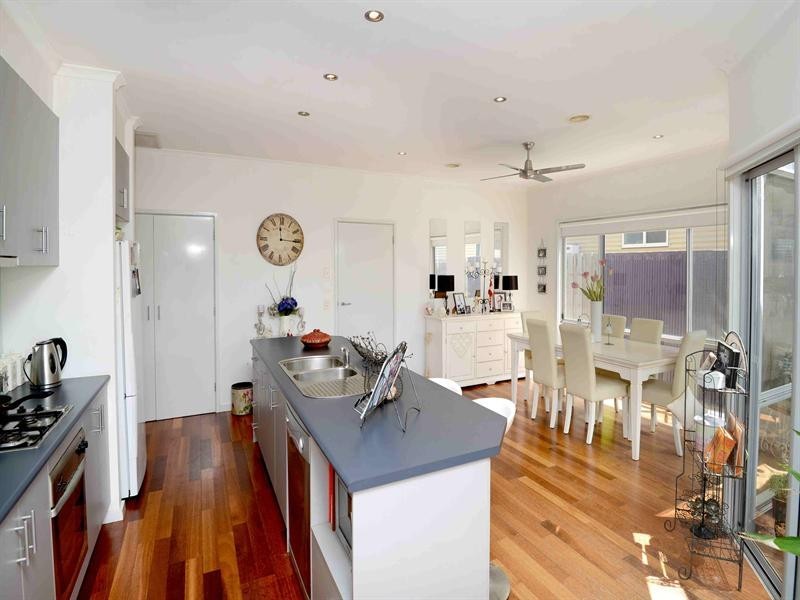 47 Pearl Bay Passage, St Leonards VIC 3223
