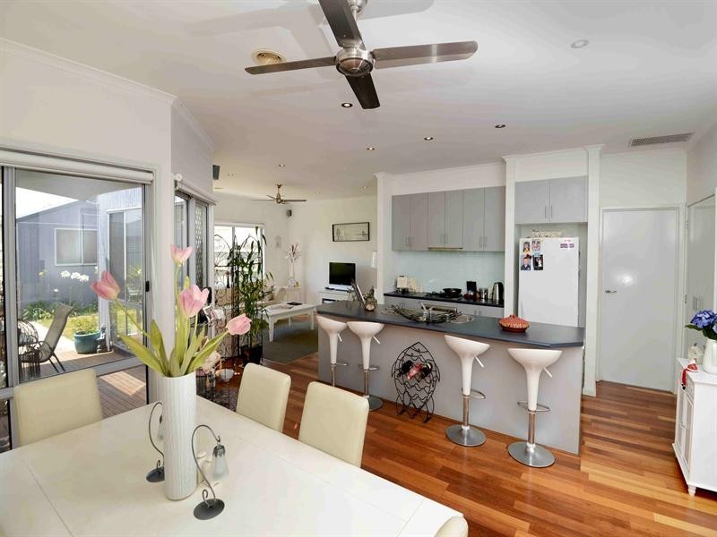 47 Pearl Bay Passage, St Leonards VIC 3223