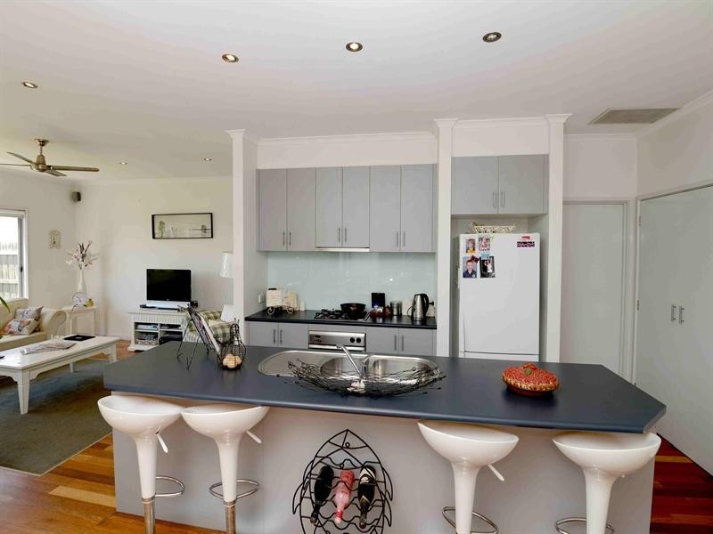 47 Pearl Bay Passage, St Leonards VIC 3223