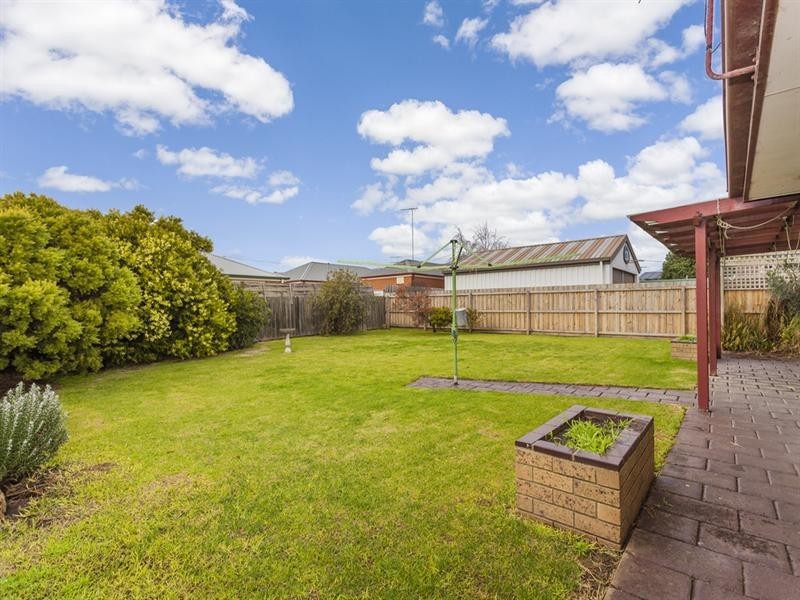 3 Trenton Parade, St Albans Park VIC 3219