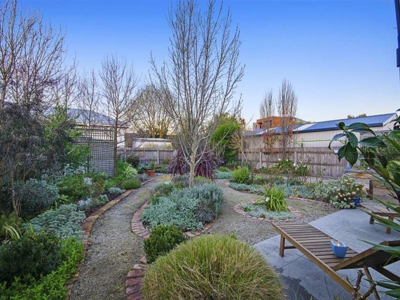 51 St Albans Road, East Geelong VIC 3219