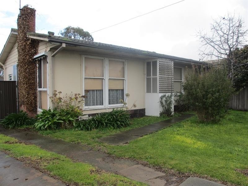 8 Takoma Court, Norlane VIC 3214