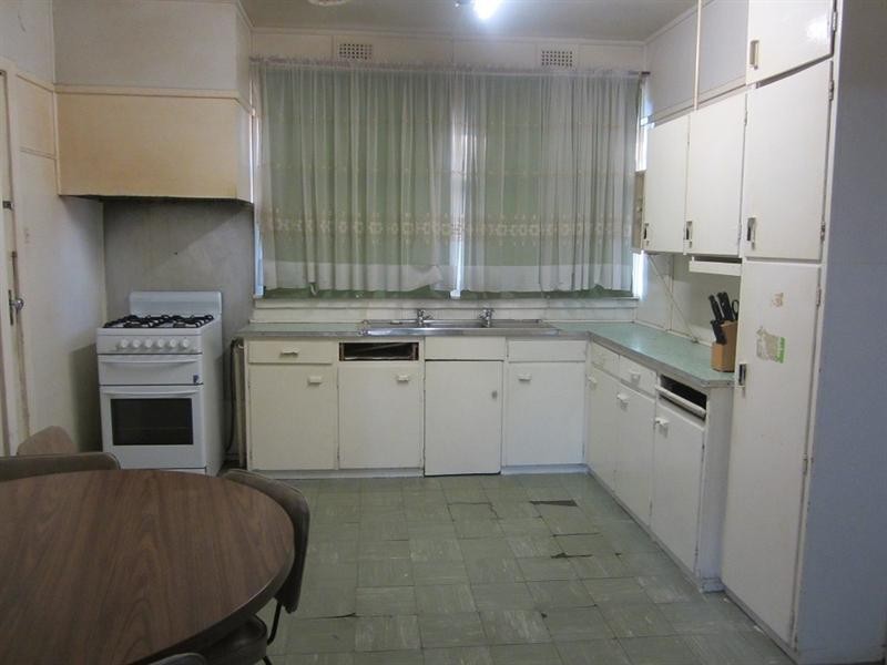 8 Takoma Court, Norlane VIC 3214