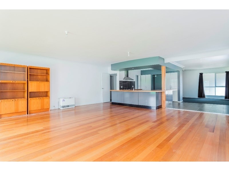 128 Settlement Road, Belmont VIC 3216