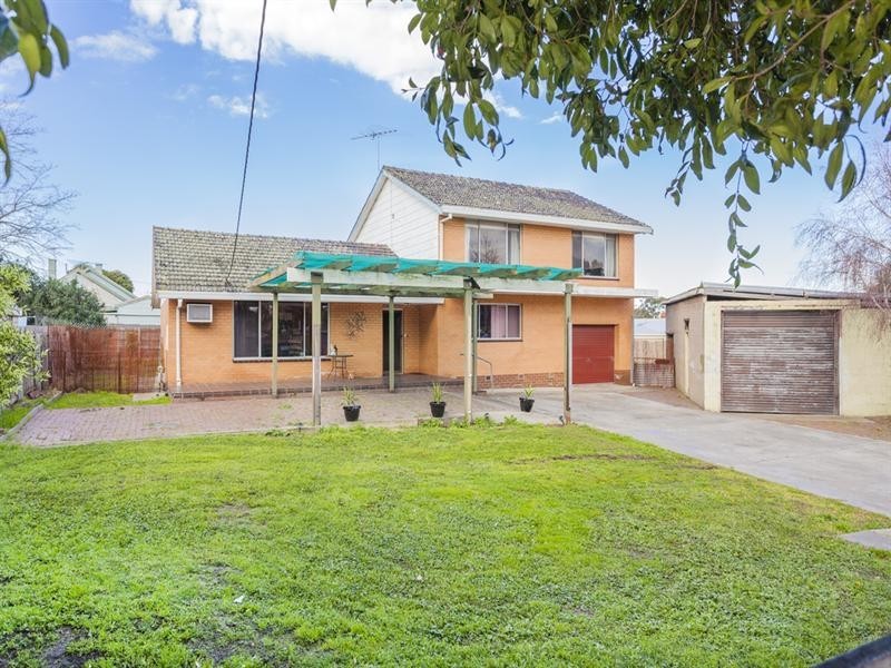 34 Carrington Street, East Geelong VIC 3219
