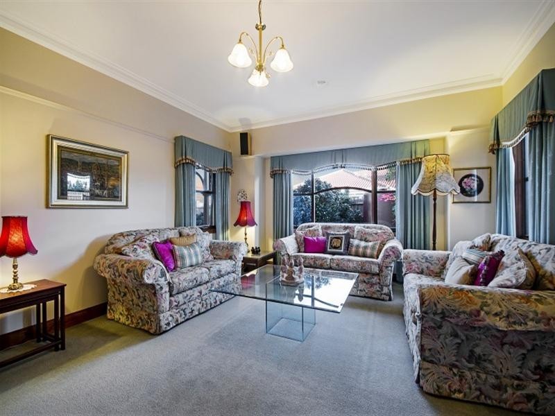 32 Balmoral Gardens, Leopold VIC 3224