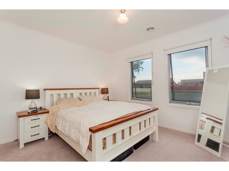 12/31 Helms Street, Newcomb VIC 3219