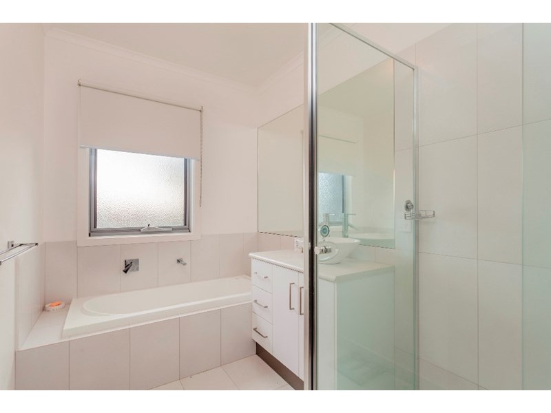 12/31 Helms Street, Newcomb VIC 3219