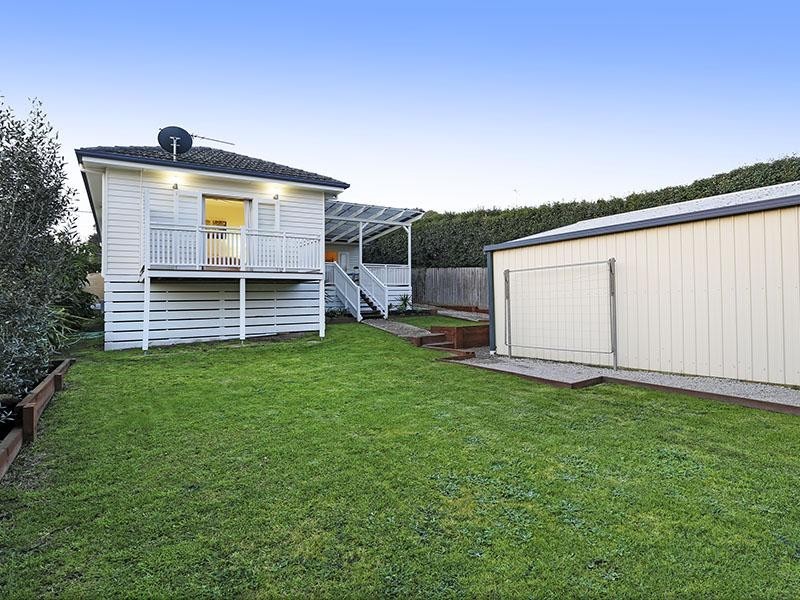 7 Grant Street, Newtown VIC 3220