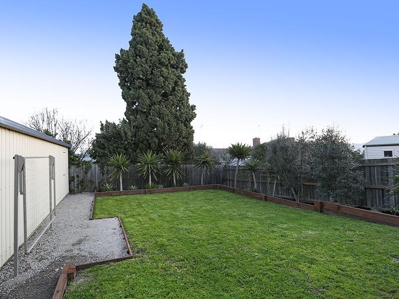 7 Grant Street, Newtown VIC 3220