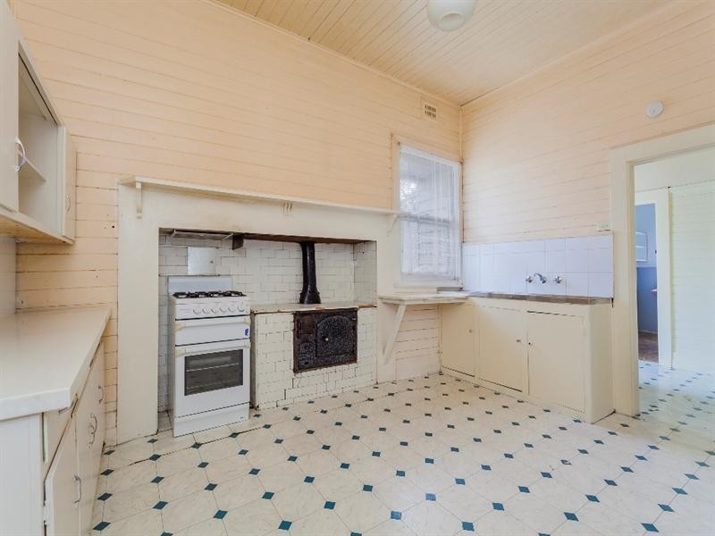 24 Park Street, Geelong VIC 3220