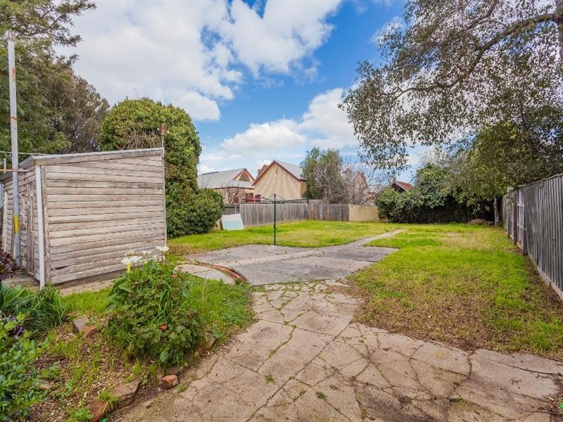 24 Park Street, Geelong VIC 3220