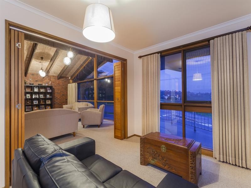 86 Barwon Boulevard, Highton VIC 3216
