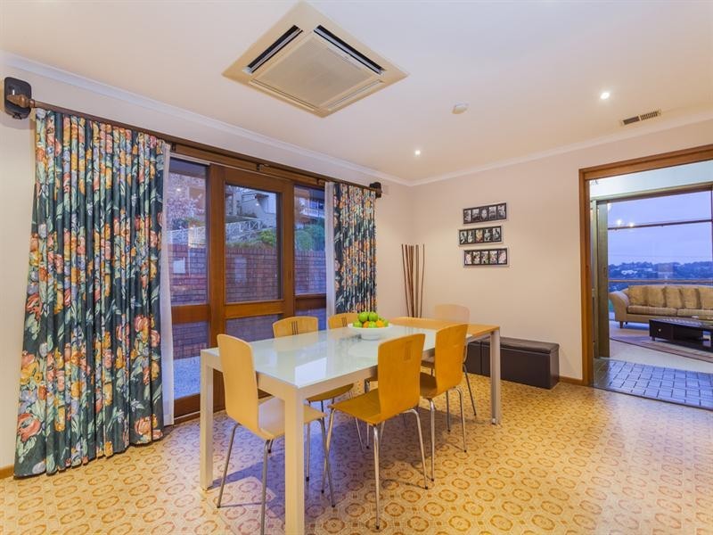 86 Barwon Boulevard, Highton VIC 3216