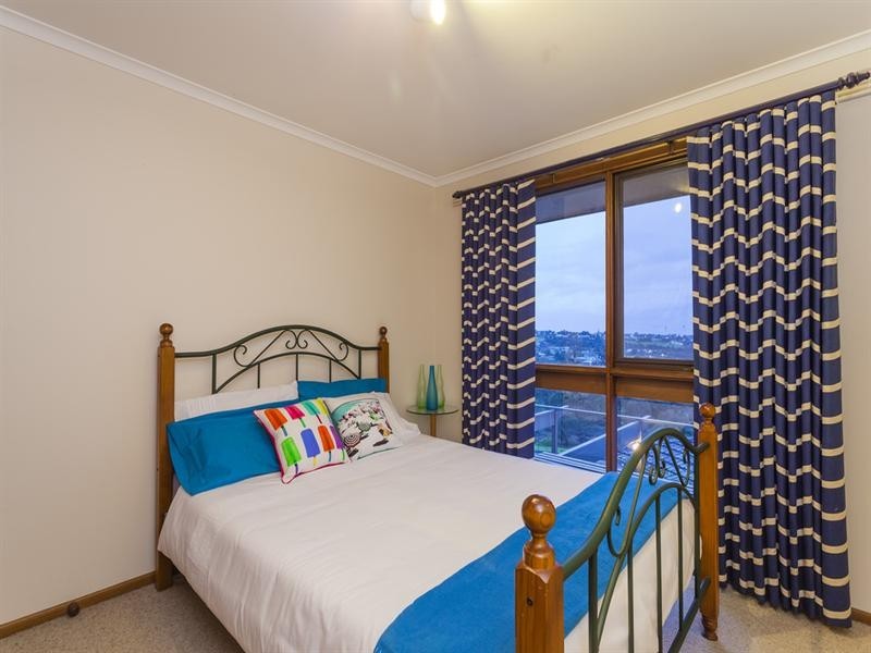 86 Barwon Boulevard, Highton VIC 3216