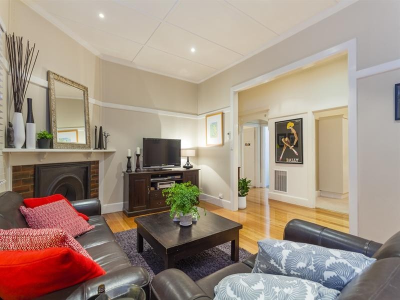 14 Isabella Street, Geelong West VIC 3218