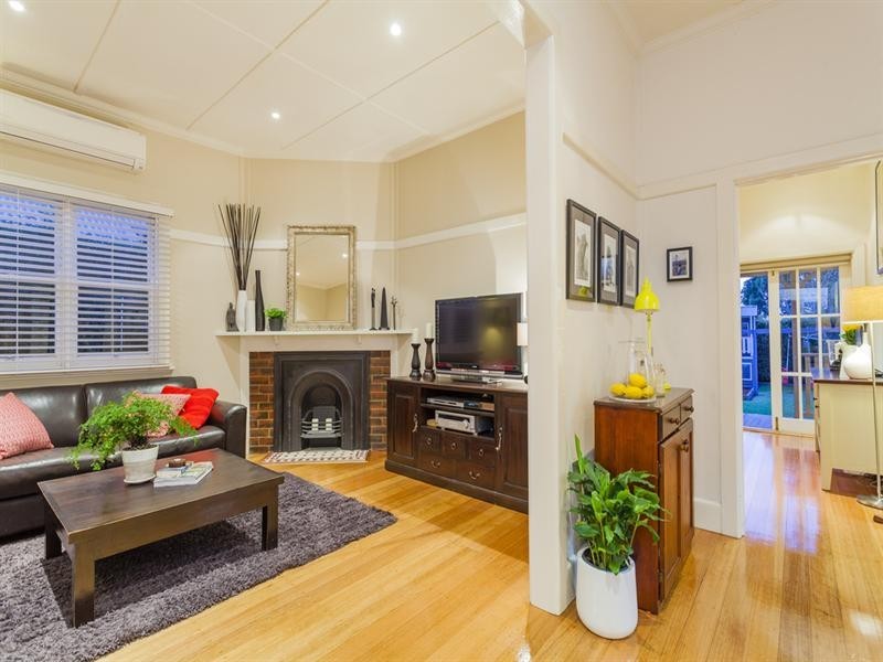 14 Isabella Street, Geelong West VIC 3218