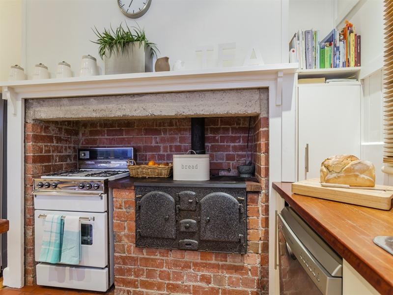 14 Isabella Street, Geelong West VIC 3218