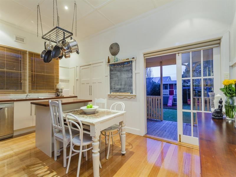 14 Isabella Street, Geelong West VIC 3218