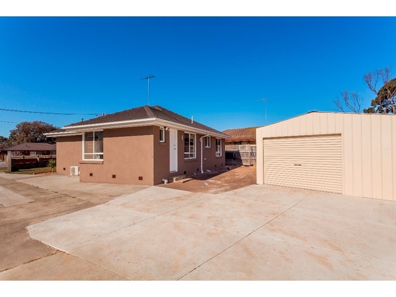 1/16 Plover Street, Lara VIC 3212