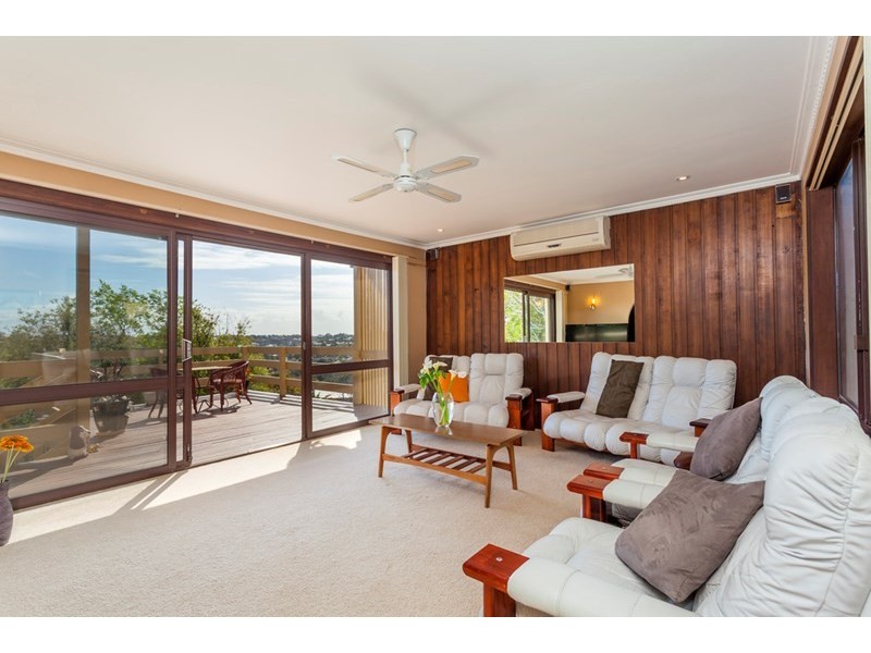 24 Challambra Crescent, Highton VIC 3216