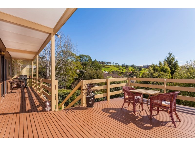 24 Challambra Crescent, Highton VIC 3216