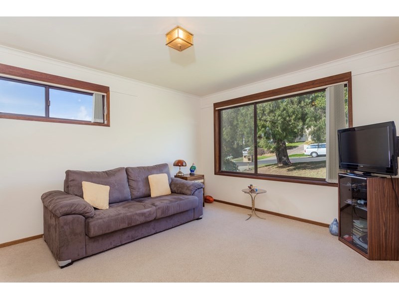 24 Challambra Crescent, Highton VIC 3216