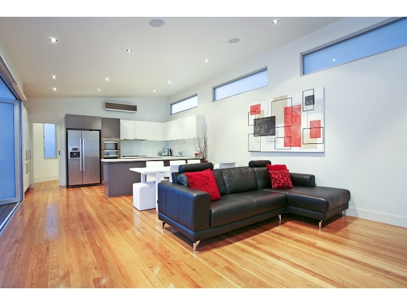 128 Gheringhap Street, Geelong VIC 3220