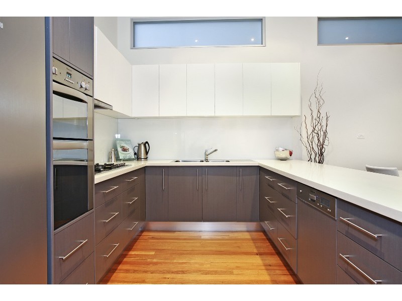 128 Gheringhap Street, Geelong VIC 3220