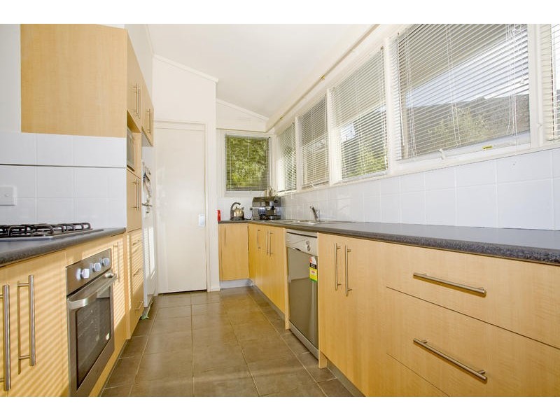 9 Pepperdine Way, Highton VIC 3216