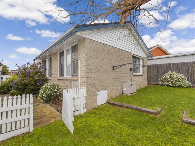 110 Burdoo Drive, Grovedale VIC 3216