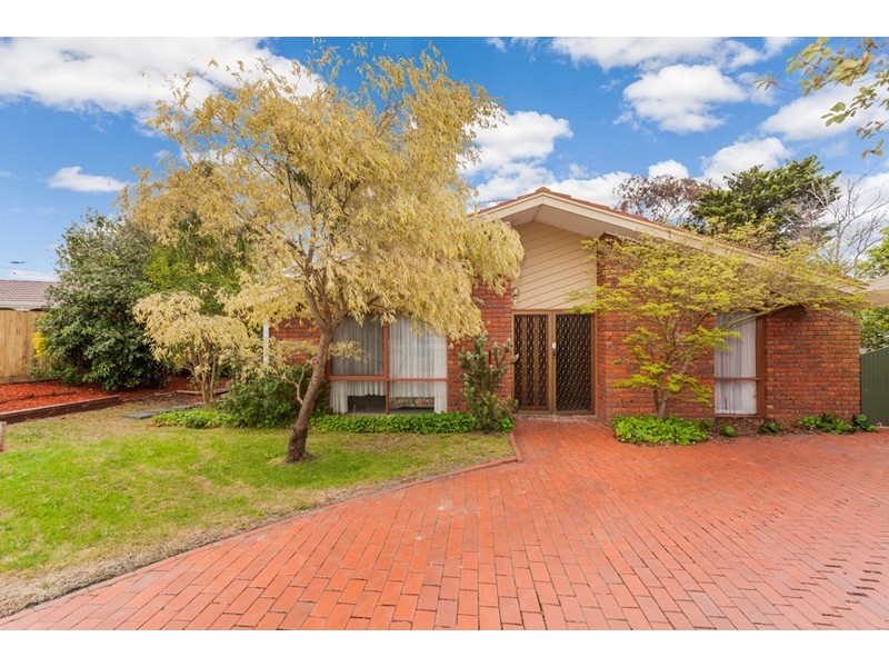 4 Courier Court, Leopold VIC 3224
