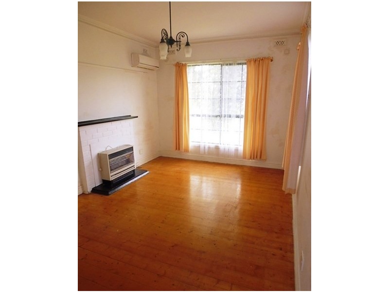 7 Pettitt Crescent, Norlane VIC 3214