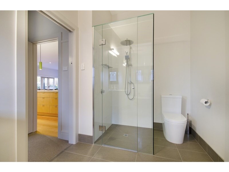 5 Alexandra Avenue, Geelong VIC 3220