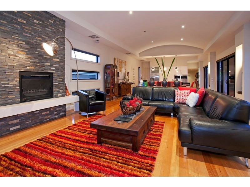 6 Harcourt Street, Newtown VIC 3220