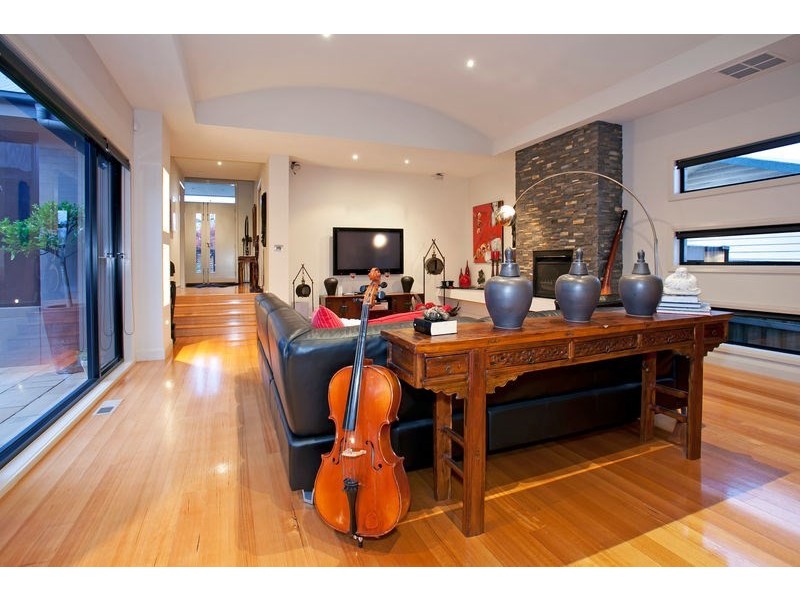 6 Harcourt Street, Newtown VIC 3220