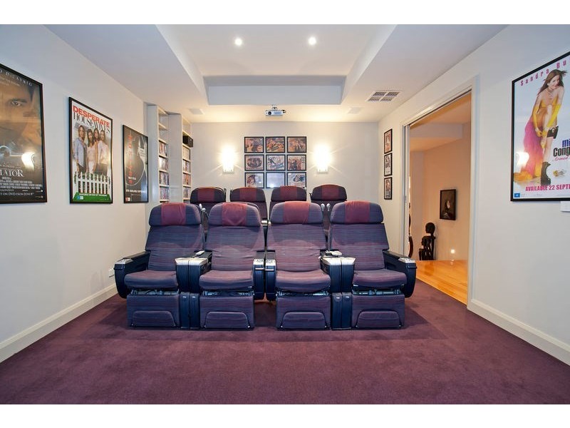 6 Harcourt Street, Newtown VIC 3220