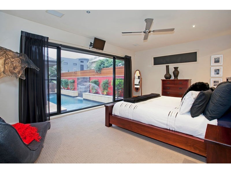 6 Harcourt Street, Newtown VIC 3220