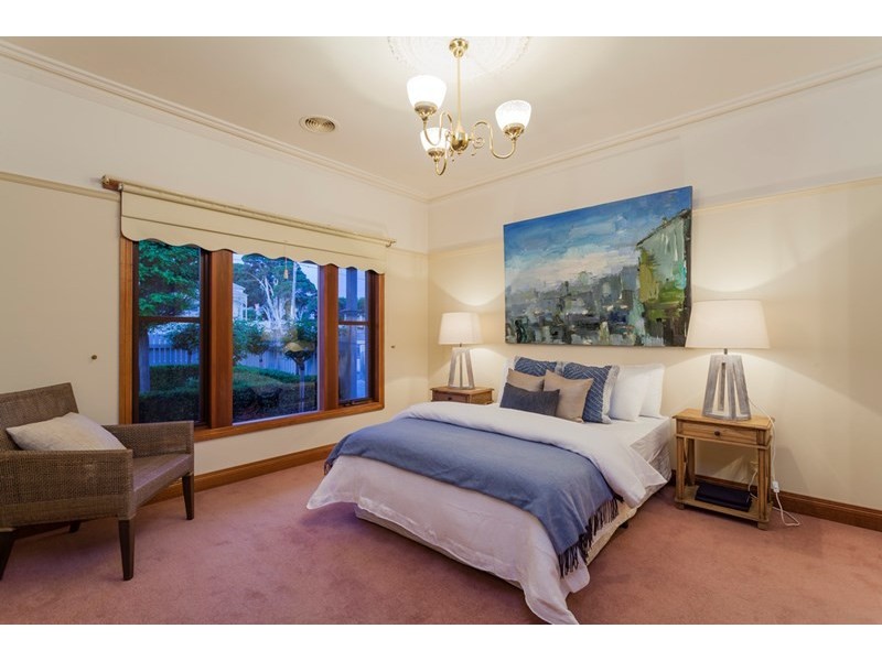 160 Kilgour Street, Geelong VIC 3220