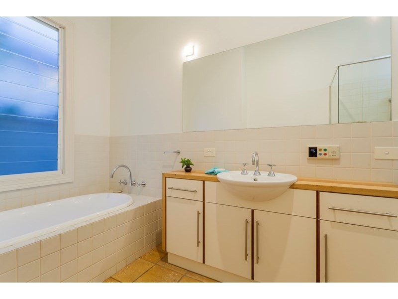 48 Wellington Street, Geelong West VIC 3218