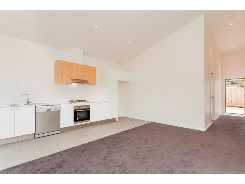 2/54 Percy Street, Newtown VIC 3220