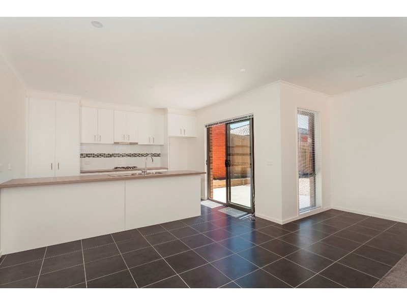 2/3 Thomas Street, Belmont VIC 3216